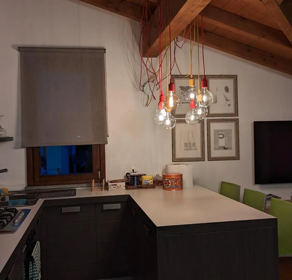 B&B Audrey Varese 0*,