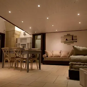 https://scisa-de-lu-fusulicchiu.lecce-hotels.com